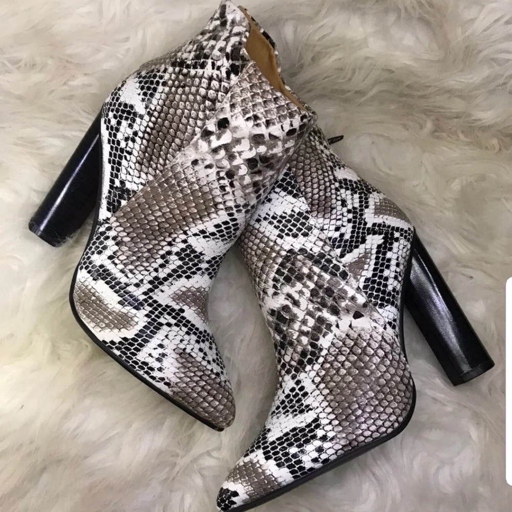 Snake ankle boots - Picture 4 of 4